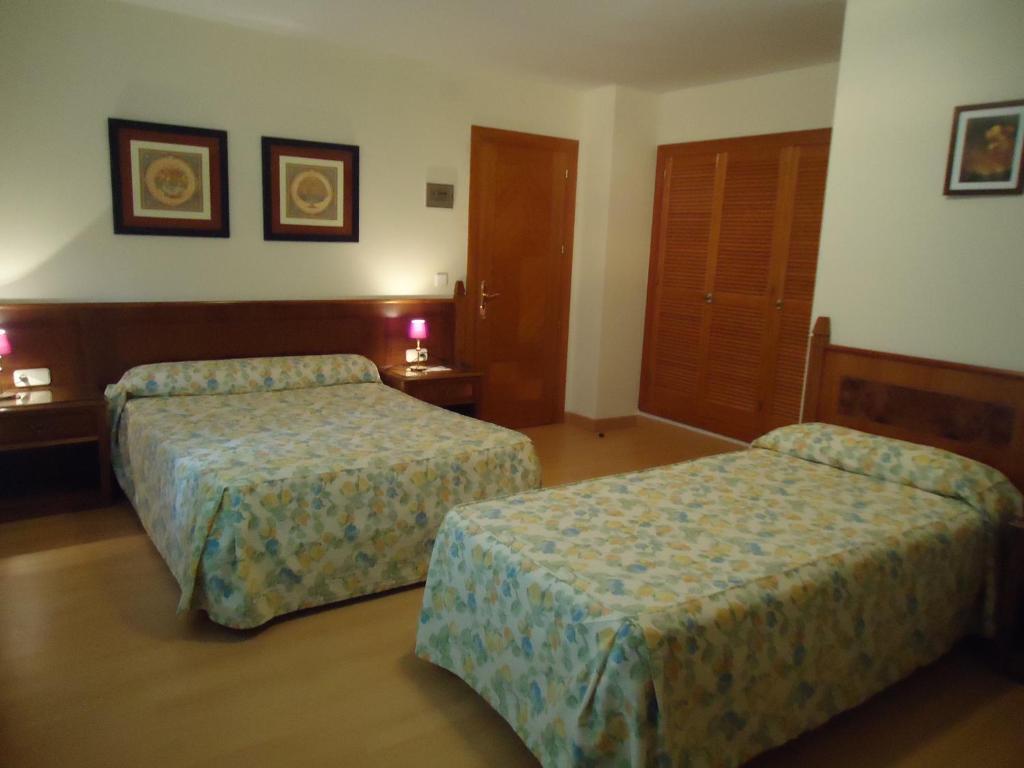 Hotel El Tablazo Villalba de la Sierra Oda fotoğraf